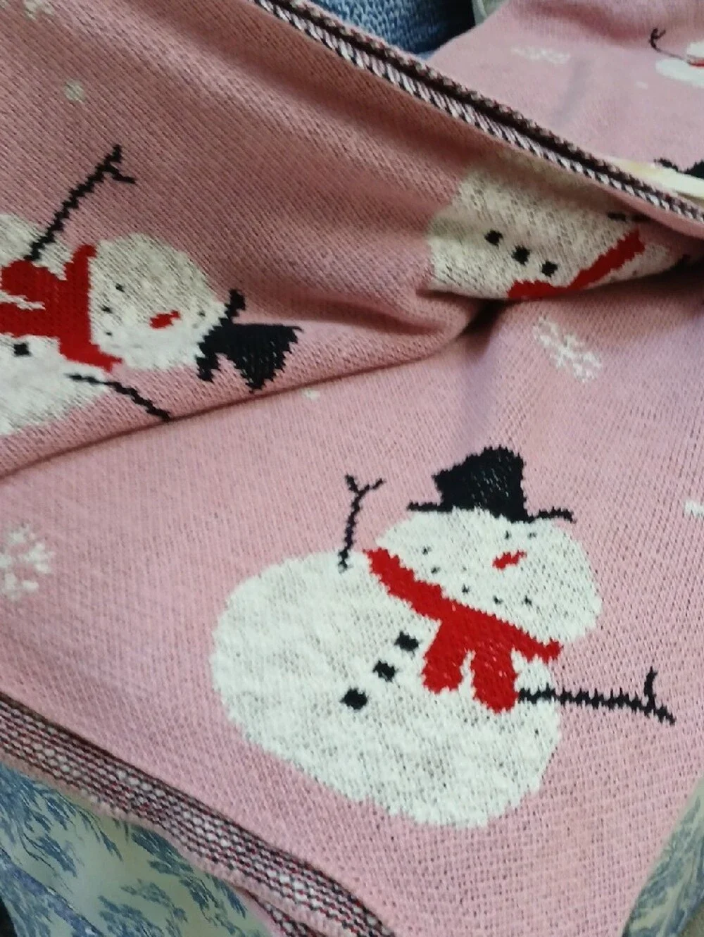 Nicole Miller Home NEW Pink Decorative Snowman COTTON Throw 50x70